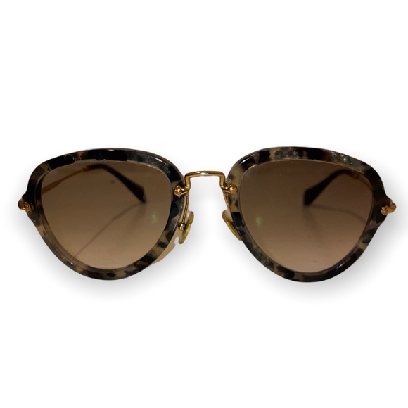 Fun Sunnies 🕶✨ - Picture 4 of 4